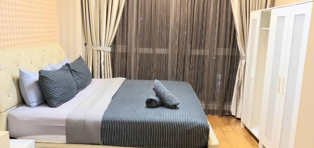 Regalia Suites With Infinity Pool Klcc By Staycation Homes クアラルンプール エクステリア 写真